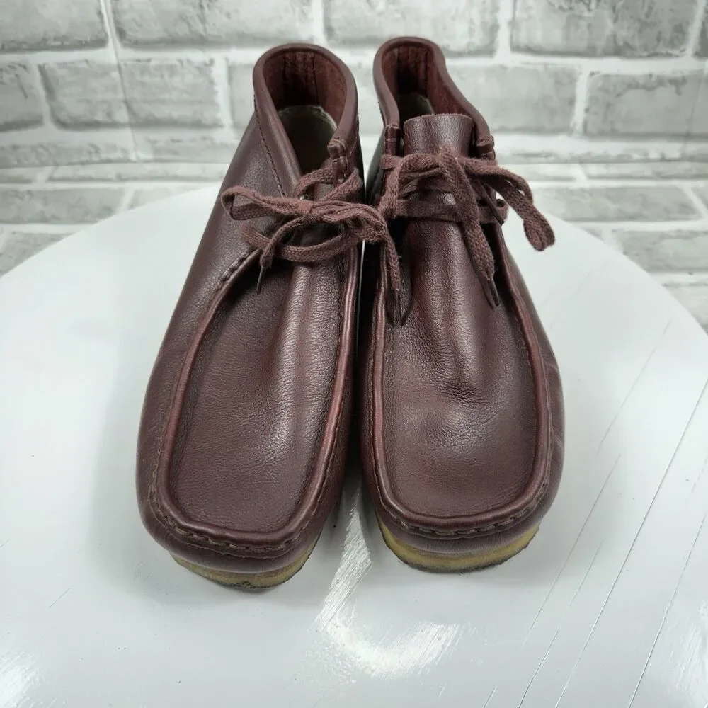 Clarks Original Men's Size 8 Burgundy Leather Lace Up Wallabee Boots